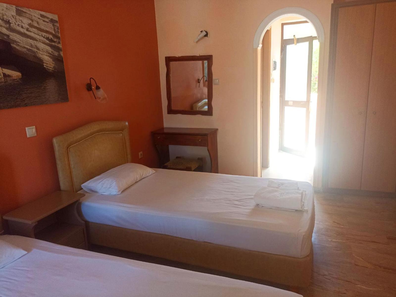 Laganas Beach Hotel Стая снимка
