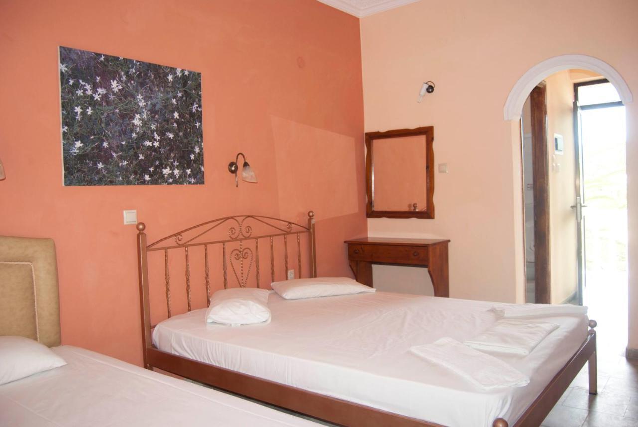 Laganas Beach Hotel Стая снимка